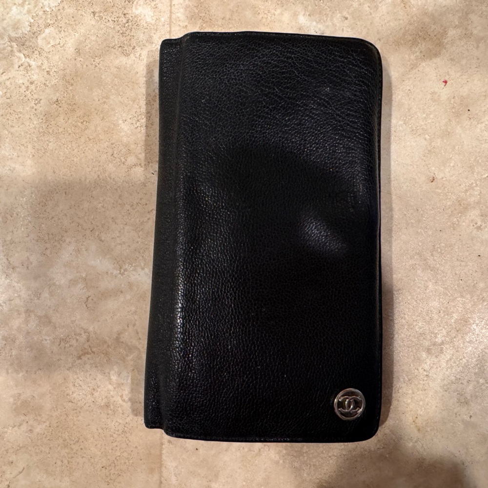 CHANEL black caviar leather wallet - Picture 3 of 7
